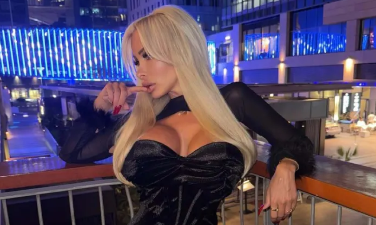 POLITIČAR IVAN UHVAĆEN SA ZVEZDOM SAJTA ZA ODRASLE Starleta sada spomenula i centimetre