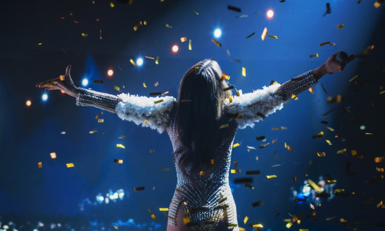 OVI POZNATI PEVAČI KORISTE LAŽNA IMENA Neki su izvadili i nova dokumenta, nikada ne biste pogodili kako se zapravo zovu