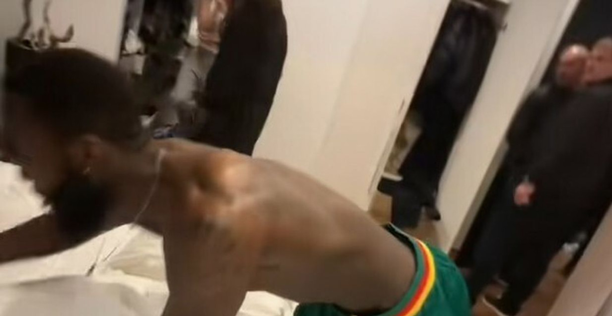 POZNATOG FUDBALERA DEVOJKA UHVATILA U PREVARI Sve je objavila na TikToku, o ovome bruji ceo svet (VIDEO)