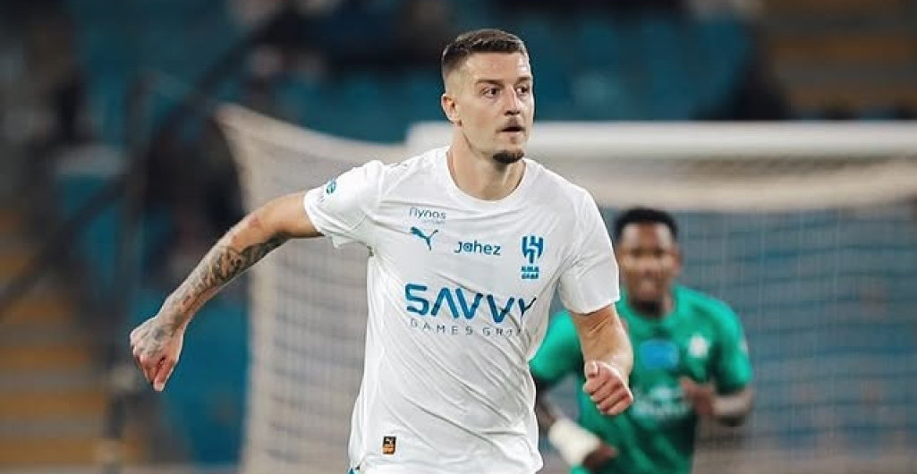 SMS PONOVO POGODIO I DONEO VELIKU POBEDU! Srpski fudbaler zatresao mrežu u gostima (VIDEO)