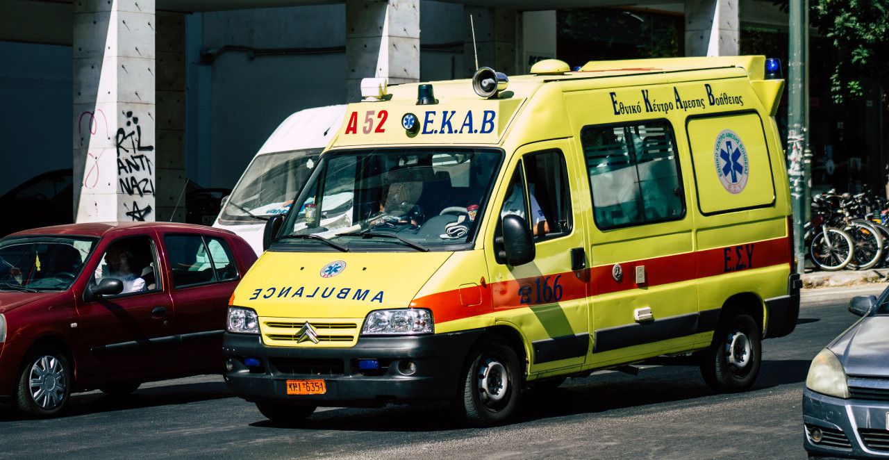 DEČAK (3) POGINUO NAKON PADA SA BALKONA Policija sumnja na ubistvo! Velika tragedija trese Grčku