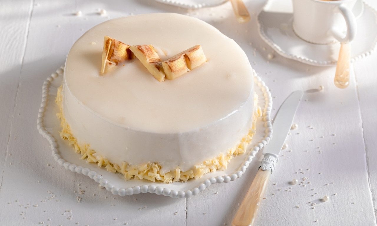 POSNA ČOKOLADNA TORTA Kremasta, bogata i tako dobra da niko neće verovati da je posna