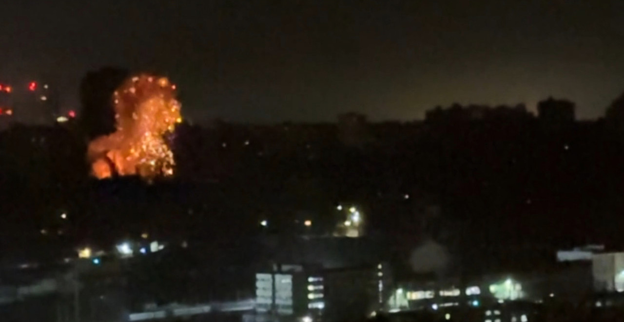 POGOĐENE ZGRADE, IMA MRTVIH I RANJENIH! Rusi izveli brutalne napade na Kijev, pogledajte stravične scene (FOTO/VIDEO)