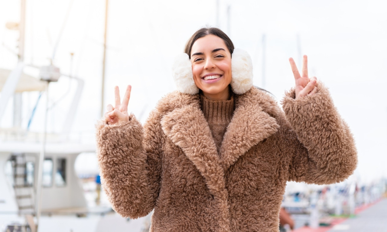 GOJIMO SE, PADA RASPOLOŽENJE... ALI RASTE ŽELJA ZA S*KSOM Zima menja našu psihu više nego što mislimo, evo i kako