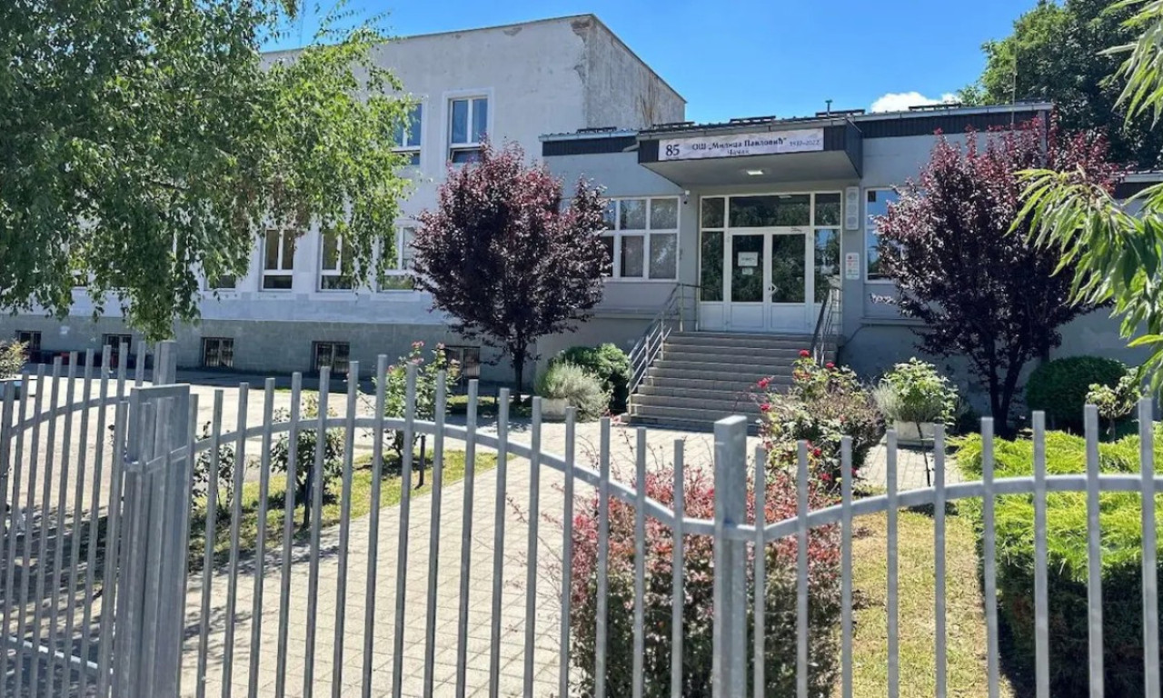 UČENIK DONEO METAK U ŠKOLU U ČAČKU: Đaci i roditelji u panici, a evo šta je uradio direktor