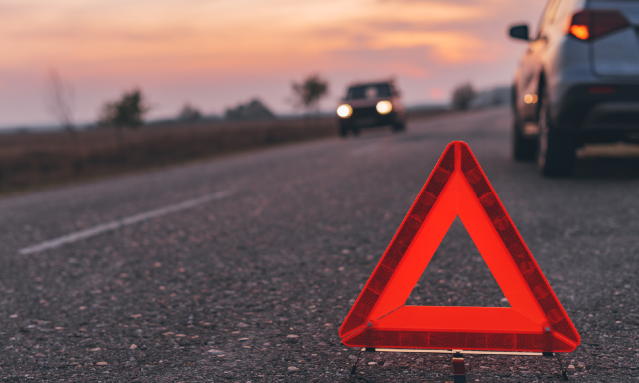 UKRAO MU AUTO NASRED PUTA, ALI I SUPRUGU! Naivni vozač postao žrtva filmske prevare