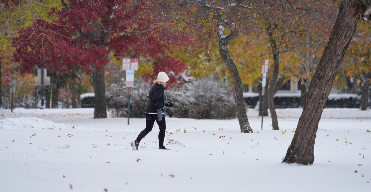 SNEG I OLUJNI VETAR NAPRAVIĆE HAOS U OVOM DELU SRBIJE! RHMZ izdao hitno upozorenje