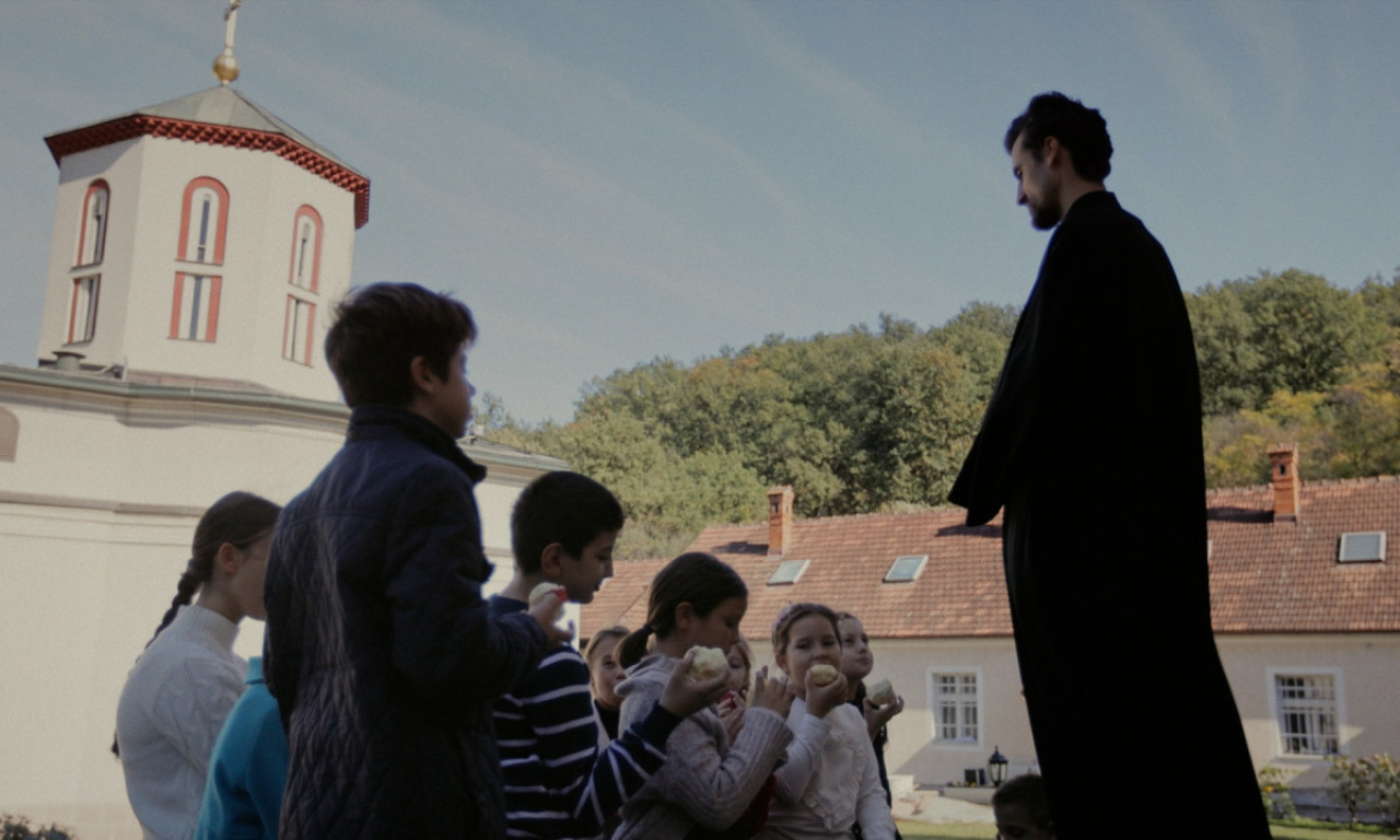 STRAH, PROGON I ČUDO: Film "Nebo u dušu" o svešteniku Nedeljku Streličiću čija hrabrost i danas inspiriše svet (FOTO+VIDEO)
