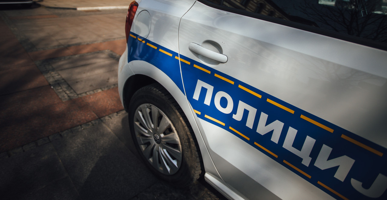 EKSPLOZIJA U POZNATOM LOKALU! Molotovljev koktel namenjen Aleksandru Nikoliću?