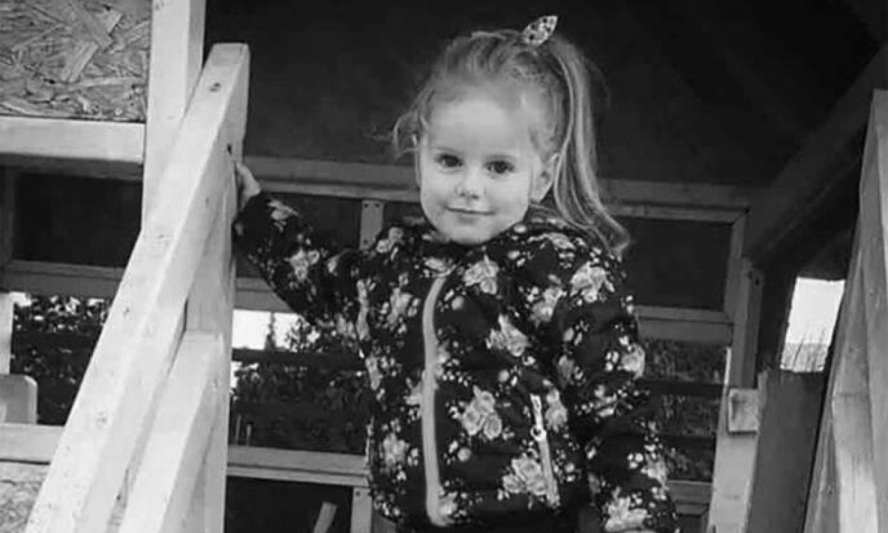 "ŽELIM MERDEVINE KOJE BI ME ODVELE DO TEBE" Majka preminule Helene (8) objavila srceparajuću poruku za njen rođendan