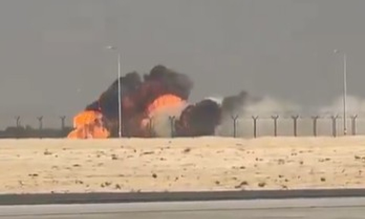 TRAGEDIJA NA MITINGU U DUBAIJU Avion pao – pogledajte snimak (VIDEO)