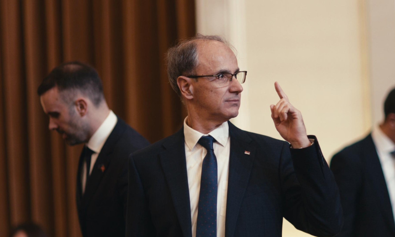 ĐURO MACUT IZ TIRANE DONEO ODLIČNE VESTI: "Na dobrom smo putu da do kraja godine završimo..."