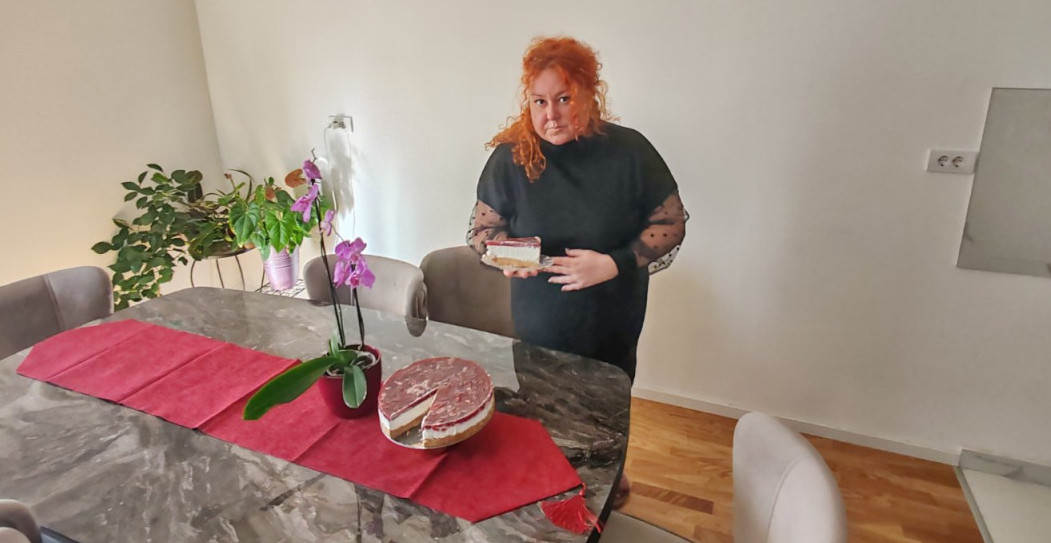 KAKO JE ANICA NAPRAVILA ČIZKEJK Otkrivamo vam tajni sastojak za savršeni ukus i recept koji svi traže (FOTO)