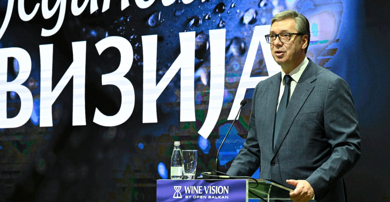 VUČIĆ NA SAJMU VINA: "Vino je uvek pokazatelj napretka jednog društva - a naše je izuzetno kvalitetno" (VIDEO)