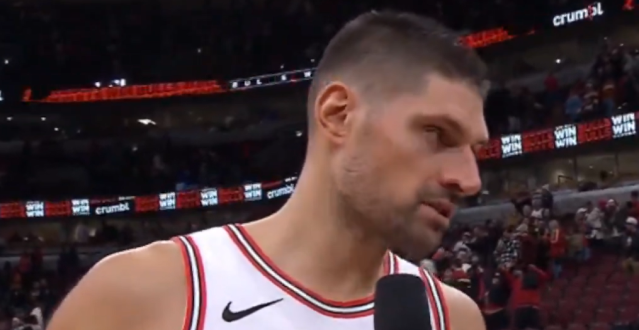 POGLEDAJTE KAKO JE SAIGRAČ RAZBESNEO VUČEVIĆA PRED KAMERAMA Reakcija crnogorskog centra zapalila internet (VIDEO)