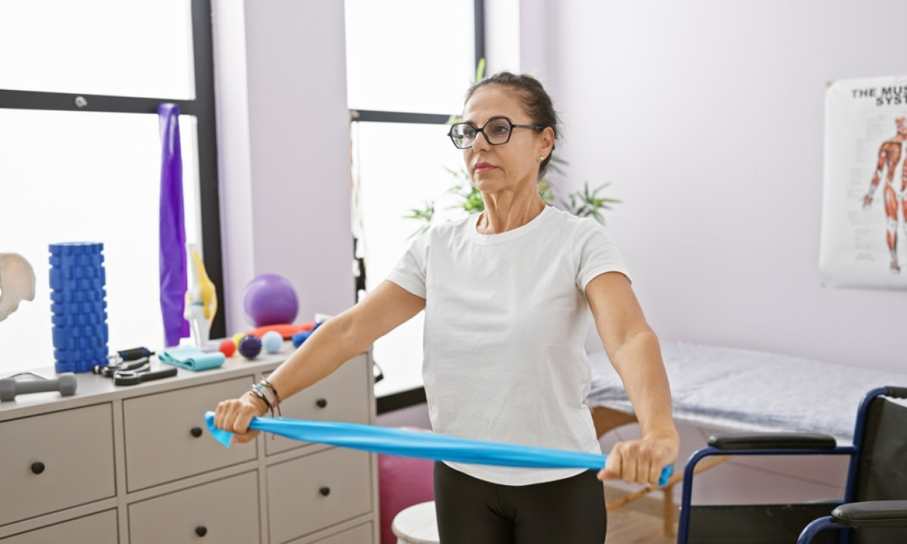 FIZIKALNA TERAPIJA Šta je kinezi terapija, elektroterapija i druge metode koje pomažu kod bolova u kičmi i zglobovima