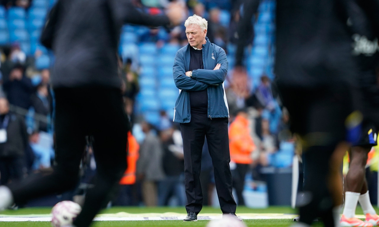 TRENER EVERTONA SVE IZNENADIO Mojes voli kad mu se igrači tuku, evo tačno šta je rekao (VIDEO)