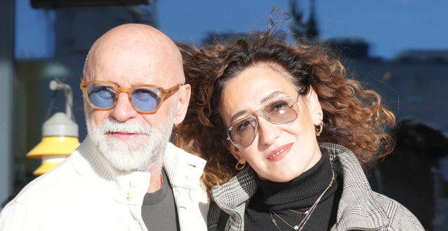 JELENA I ŽIKA ZANA POSLE DUGO VREMENA ZAJEDNO NA DOGAĐAJU: Opušteni i nasmejani pozirali novinarima (FOTO+VIDEO)