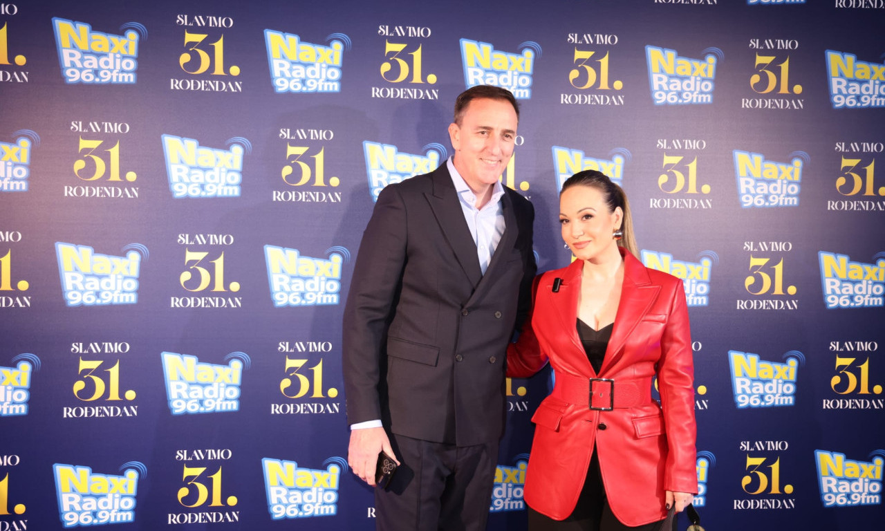 DOGAĐAJ OKUPIO POZNATE Sara Jo došla obučena u kožu, Jelena Tomašević u zagrljaju Sergeja Ćetkovića (FOTO)