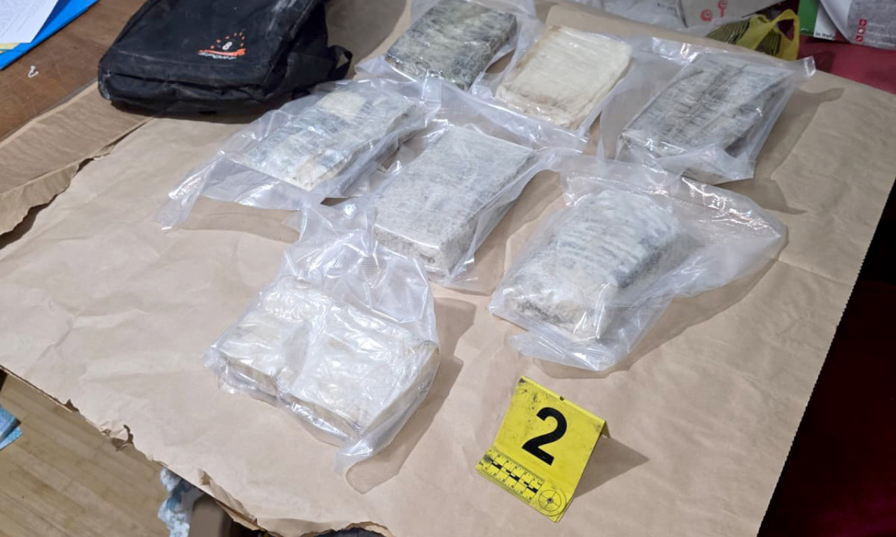 POGLEDAJTE VELIKU AKCIJU POLICIJE Razbijen lanac dilera, zaplenjen kokain vredan bogatstvo! (VIDEO)