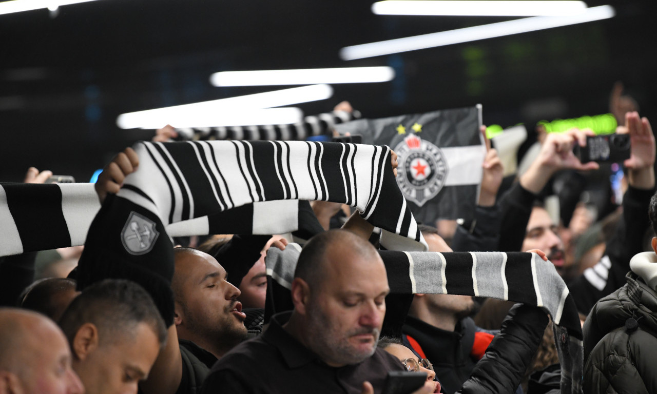 ŽELJKO OBRADOVIĆ STIGAO U BEOGRAD! Delirijum navijača na aerodromu "Nikola Tesla" (FOTO + VIDEO)