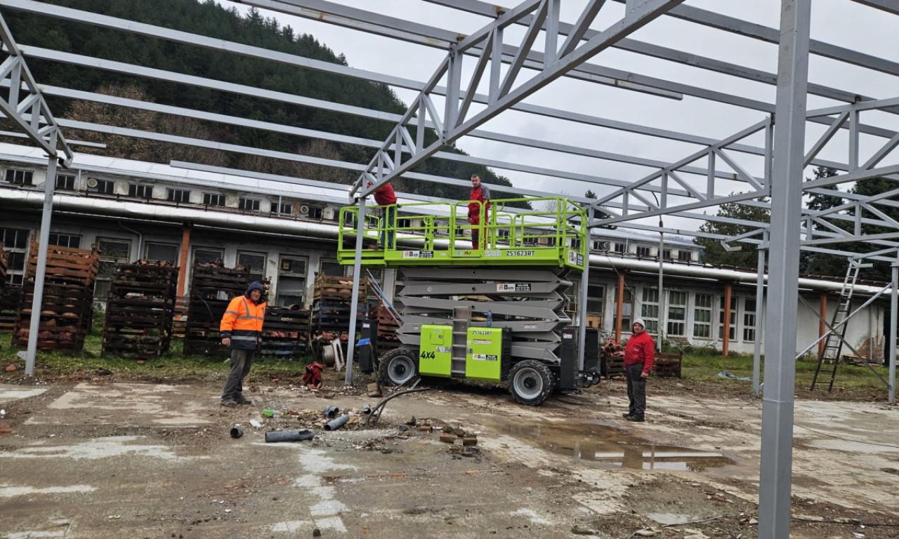 DRŽAVA IZDVOJILA 8 MILIONA EVRA ZA RAZVOJ FAP IZ PRIBOJA Počela izgradnja novih pogona i peskare (FOTO)