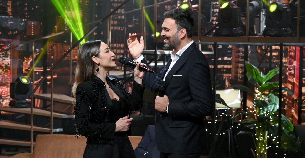 JELENA TOMAŠEVIĆ KAO VODITELJKA NA "K1" Zapevala sa suprugom Ivanom, a onda je usledilo iznenađenje