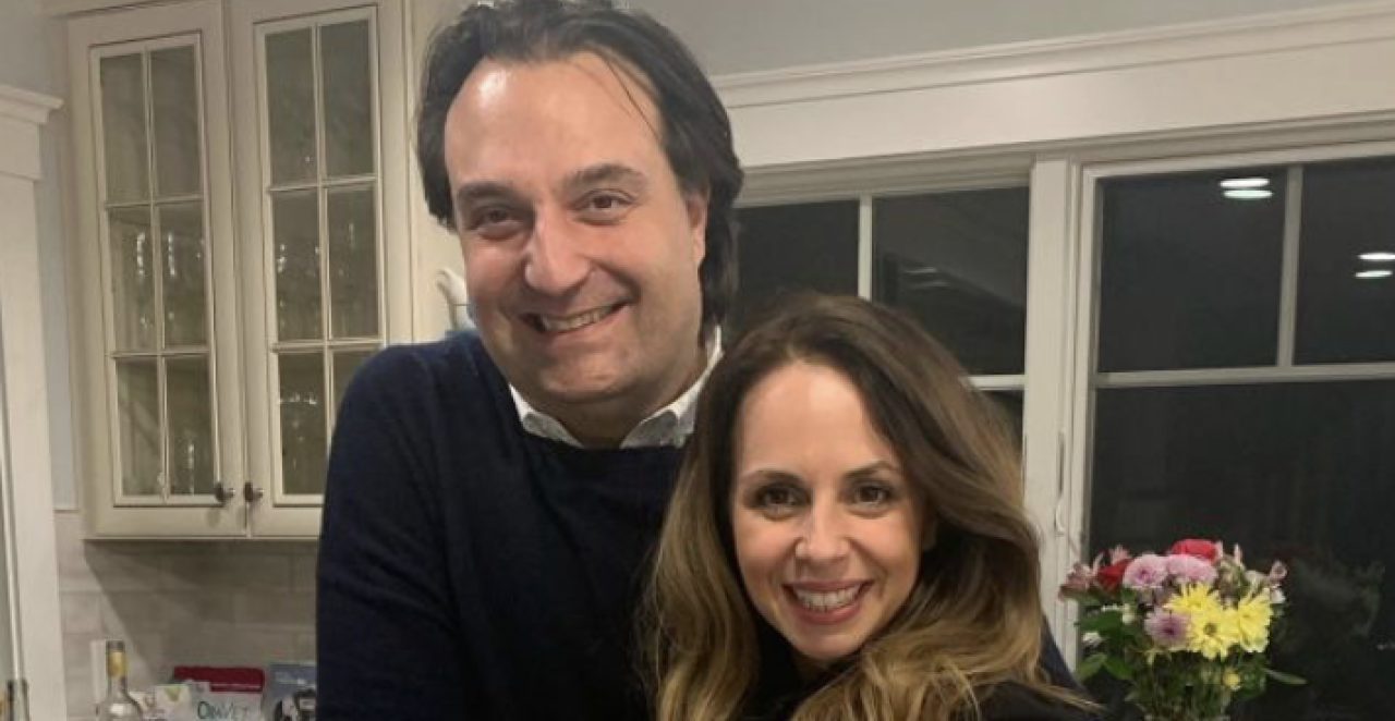 "ANINO TELO JE SAMO PALO SA KREVETA": Stravični detalji na suđenju Brajanu Volšu - sekira, testera za kosti i pretraga