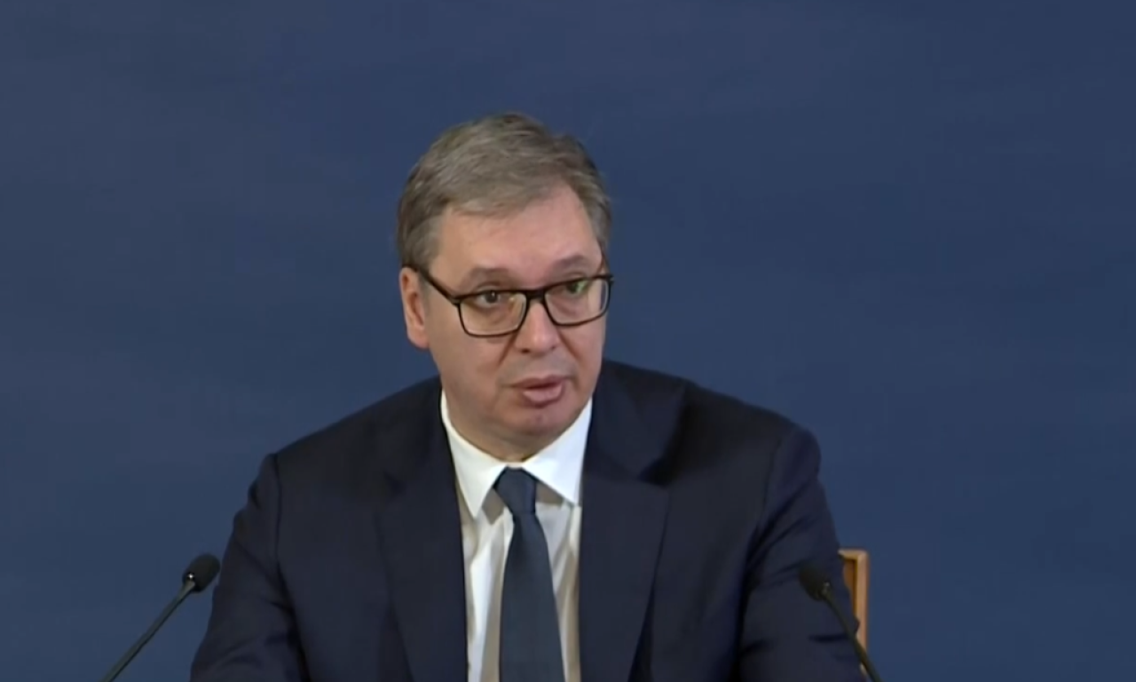 PREDSEDNIK VUČIĆ VEČERAS O AKTUELNIM TEMAMA