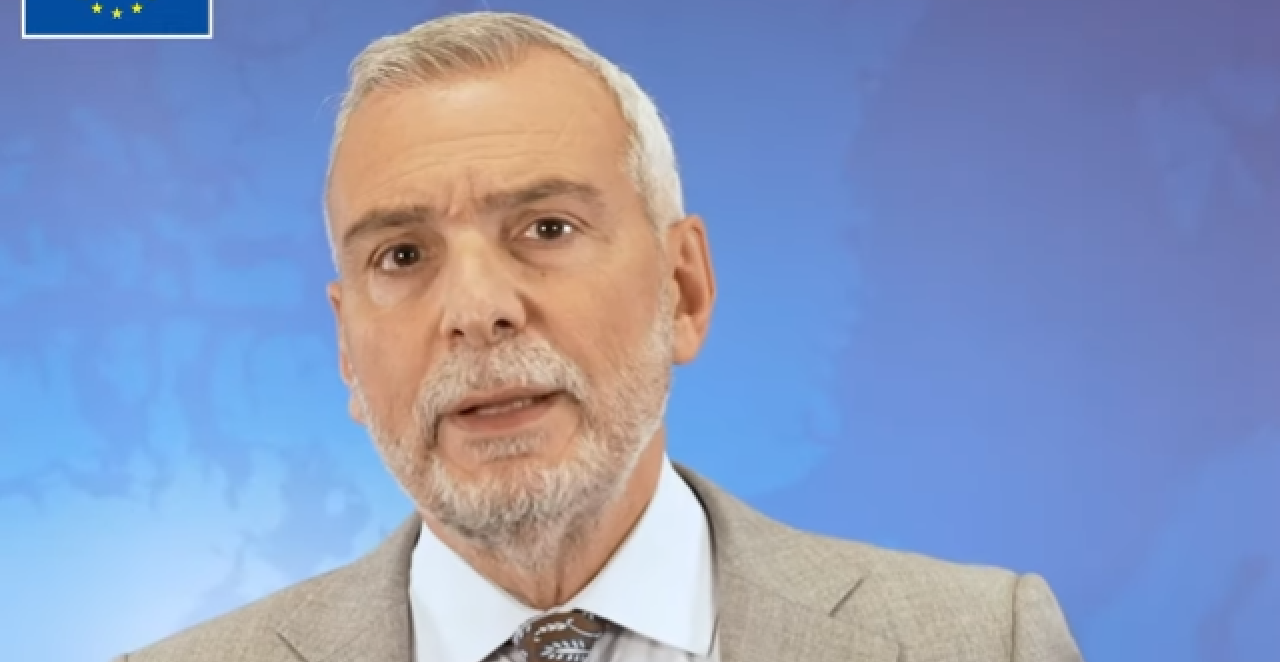 SVRGNUT SA FUNKCIJE Sanino je uhapšen sa Federikom Mogerini zbog nameštanja tendera, a evo šta mu sledi