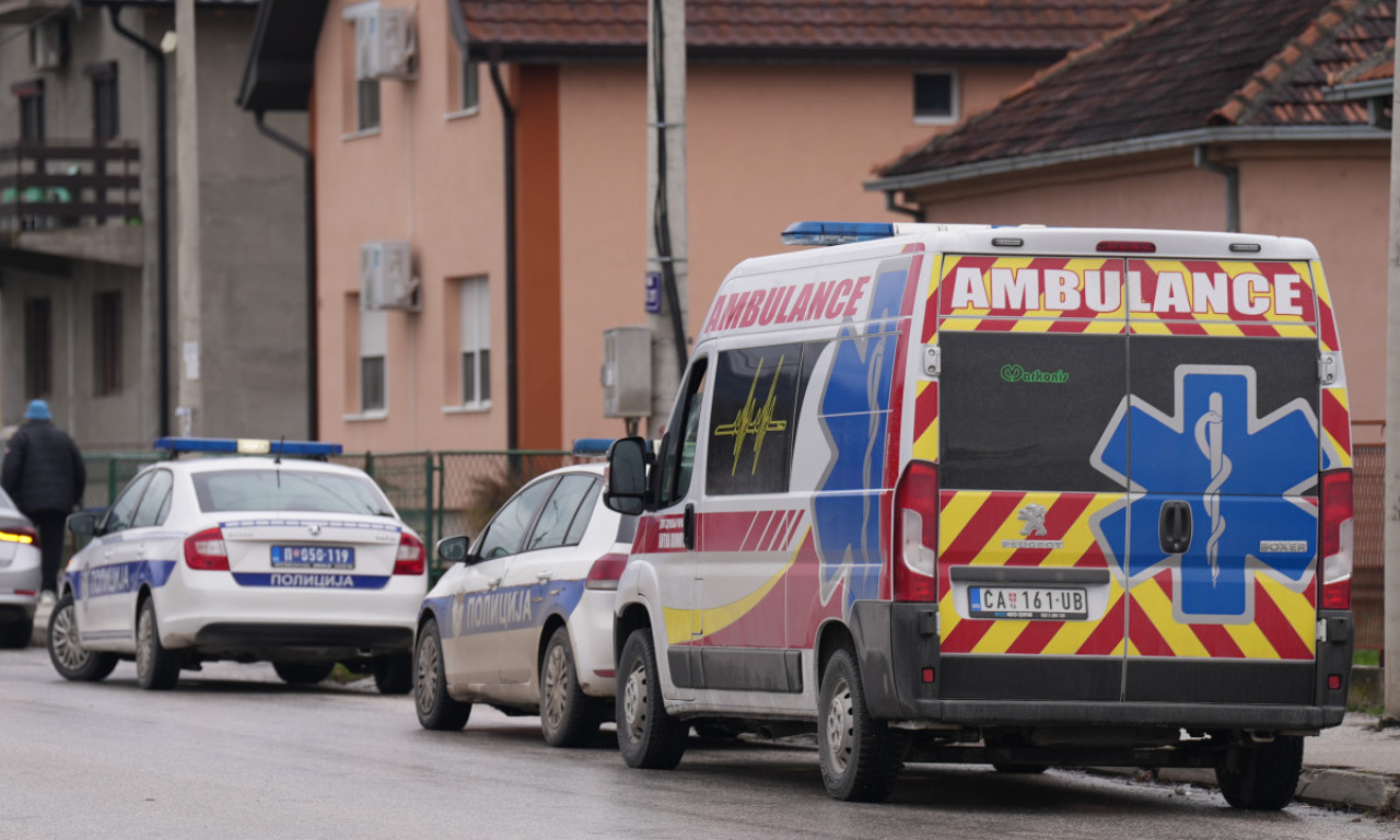 TROSTRUKO UBISTVO U ČAČKU! Jeziv zločin u porodičnoj kući, ovo su slike sa lica mesta  (FOTO)