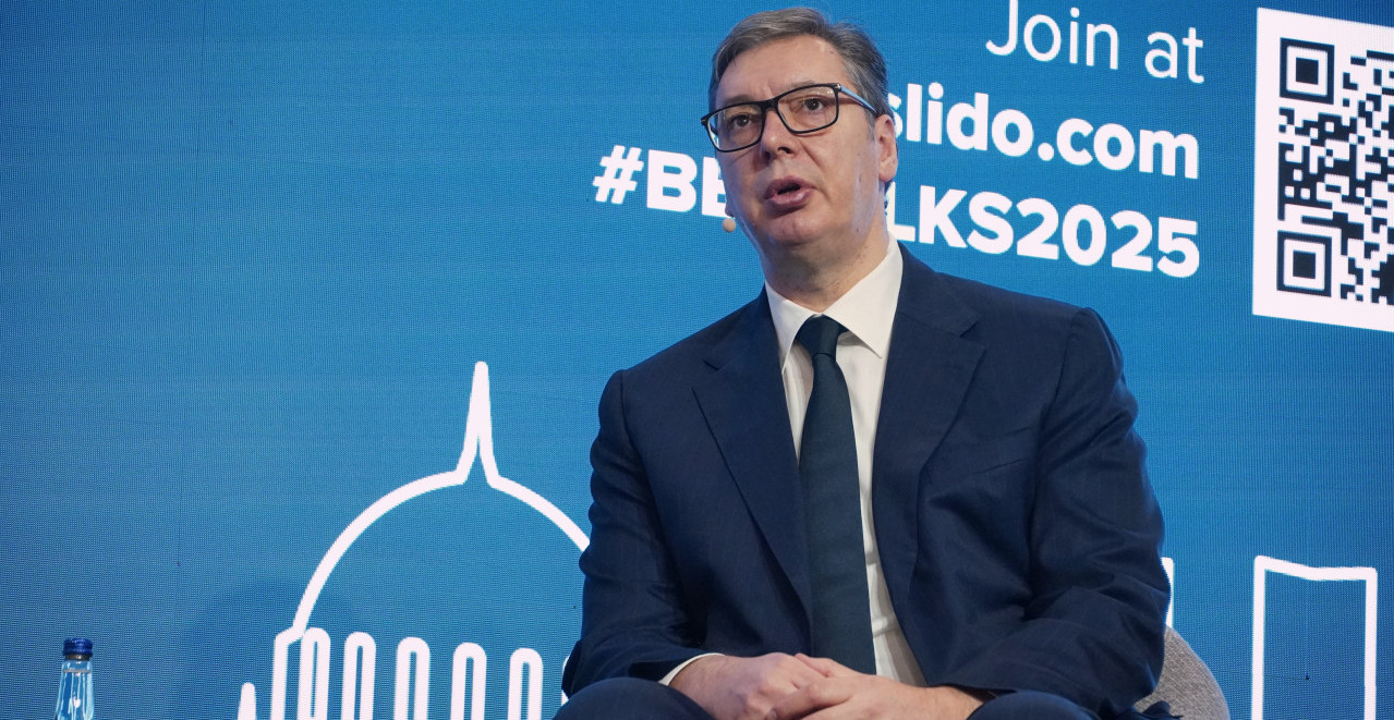 VUČIĆ OTKRIO KOJE SU TRI OPCIJE ZA NIS: "Srbija ne može da preživi bez rafinerije. 15. januar je krajnji rok!"