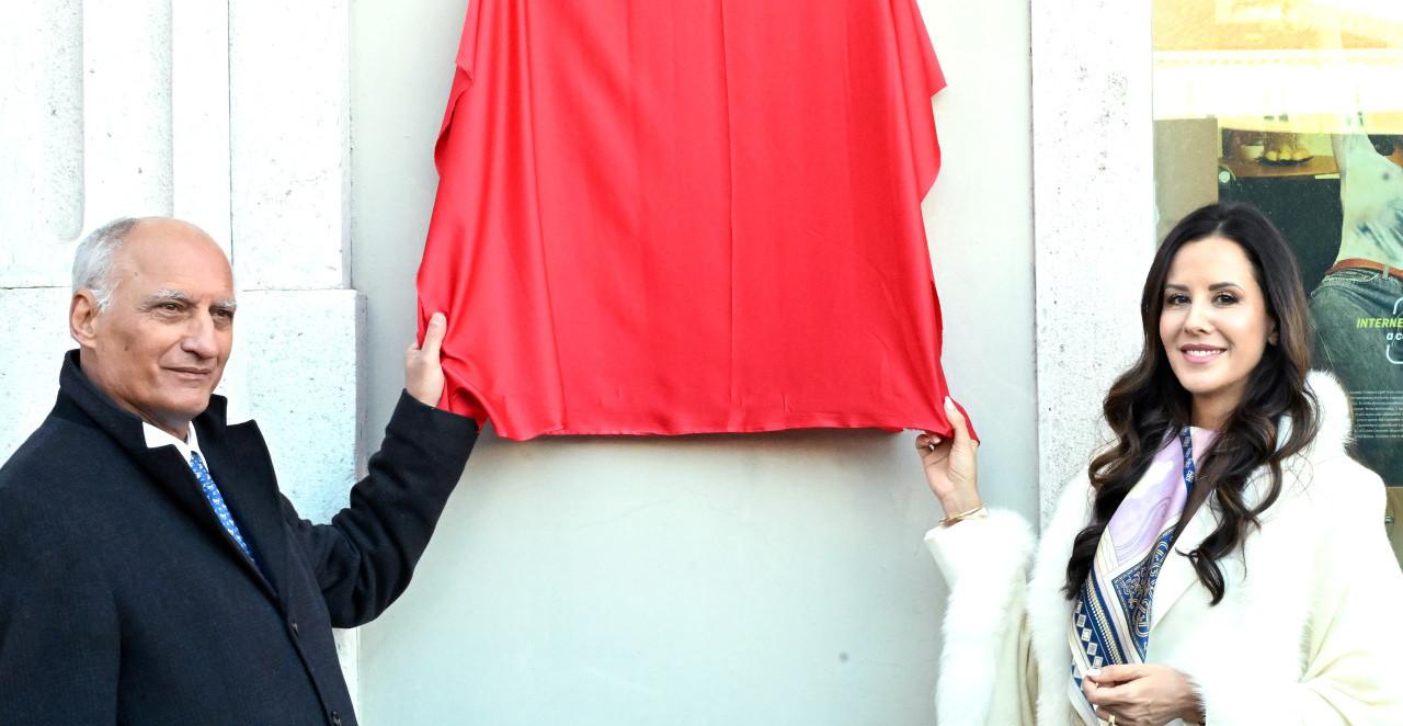 TAMARA VUČIĆ U TRSTU: Otkrila spomen ploču Dositeju, pa poslala poruku koja će odjeknuti Srbijom! (FOTO)