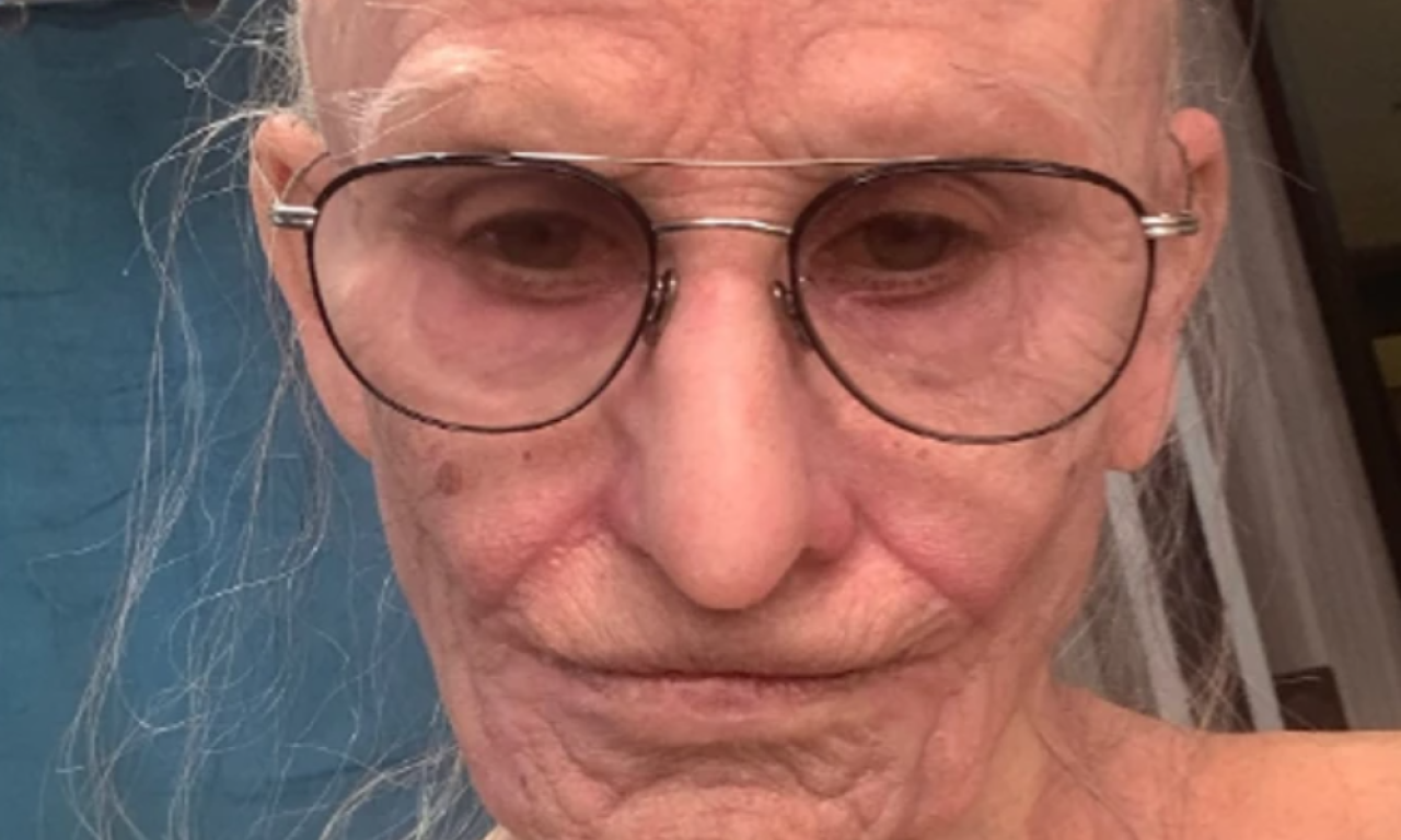 ŠOK FOTOGRAFIJA GLUMICE SABLAZNILA PLANETU Nekada je bila Čarlijev anđeo - evo šta se krije iza transformacije (FOTO)