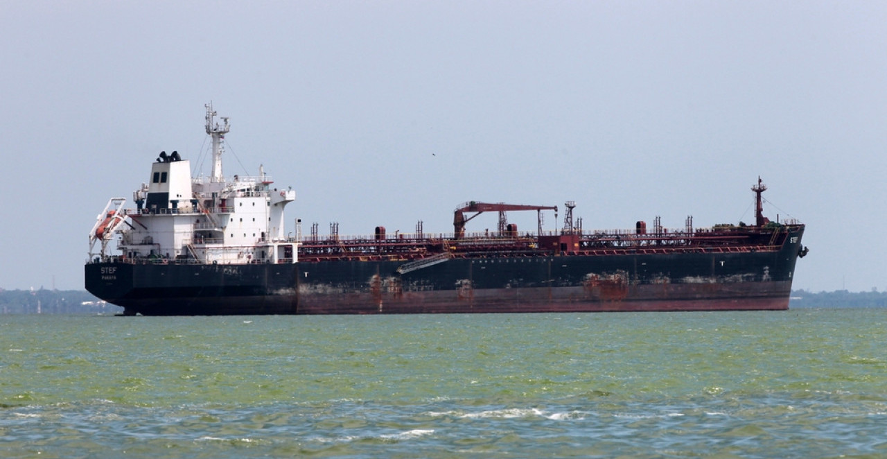 AMERIKANCI NAPALI I ZAPLENILI TANKER KOD VENECUELE Sve napetije između dve zemllje, novi rat na pomolu