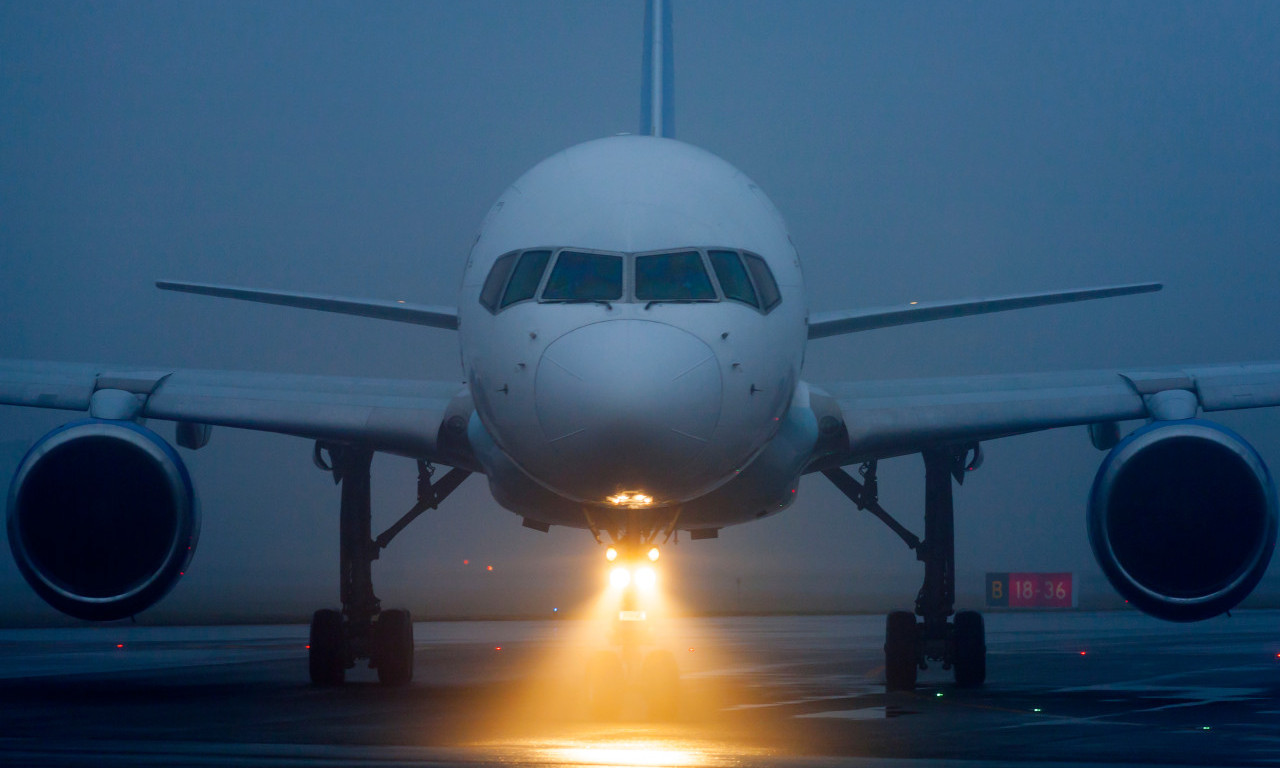 HAOS NA AMERIČKIM AERODROMIMA: Bez plata će ostati 50.000 radnika, očekuje se novi talas zastoja