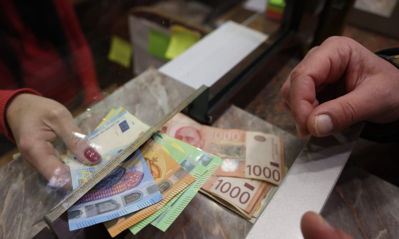 GRAĐANI KOJI ŠTEDE U EVRIMA TREBA OVO DA ZNAJU: Oglasila se NBS
