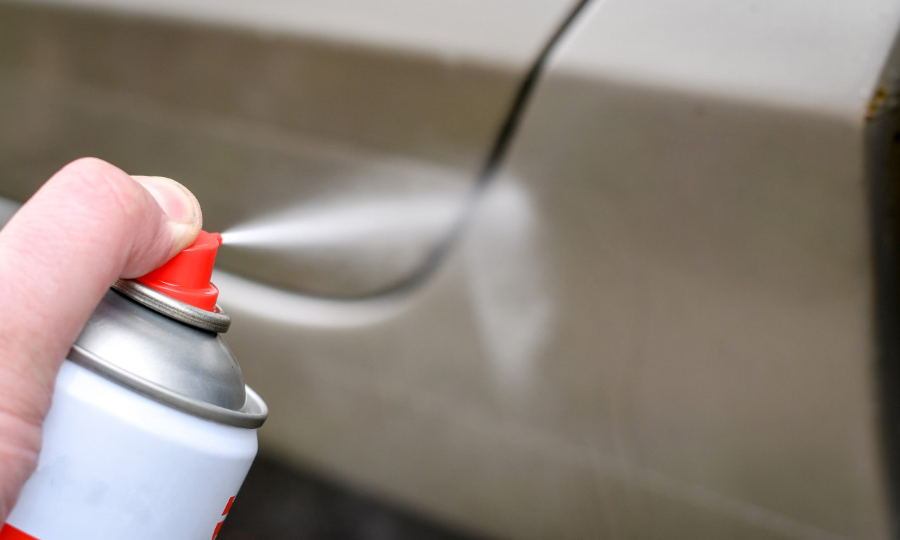 "RAŠA ŠVALER" NA DRŽAVNOJ ŠKODI Građani u Lazarevcu zapanjeni šta su zatekli na parkingu (FOTO)