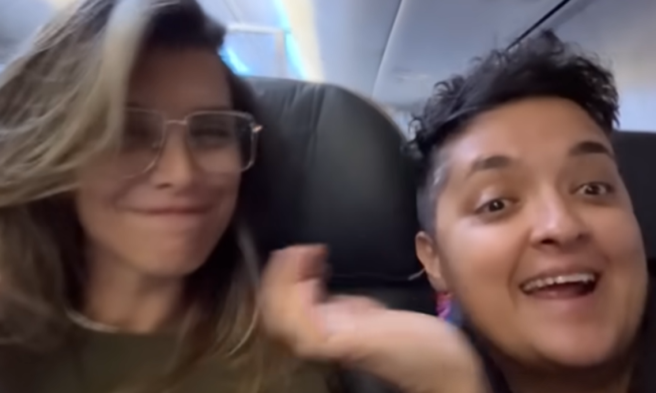 MARIJA ŠERIFOVIĆ I JOVANA PAJIĆ OTIŠLE NA BALI Luksuzni doček i vatromet za specijalnu priliku! (VIDEO)