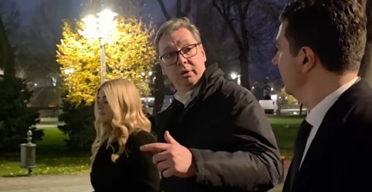 PREDSEDNIK VUČIĆ PROŠETAO ULICAMA NIŠA "Hladno jeste, zima se oseća, ali zadovoljstvo je..." (VIDEO)