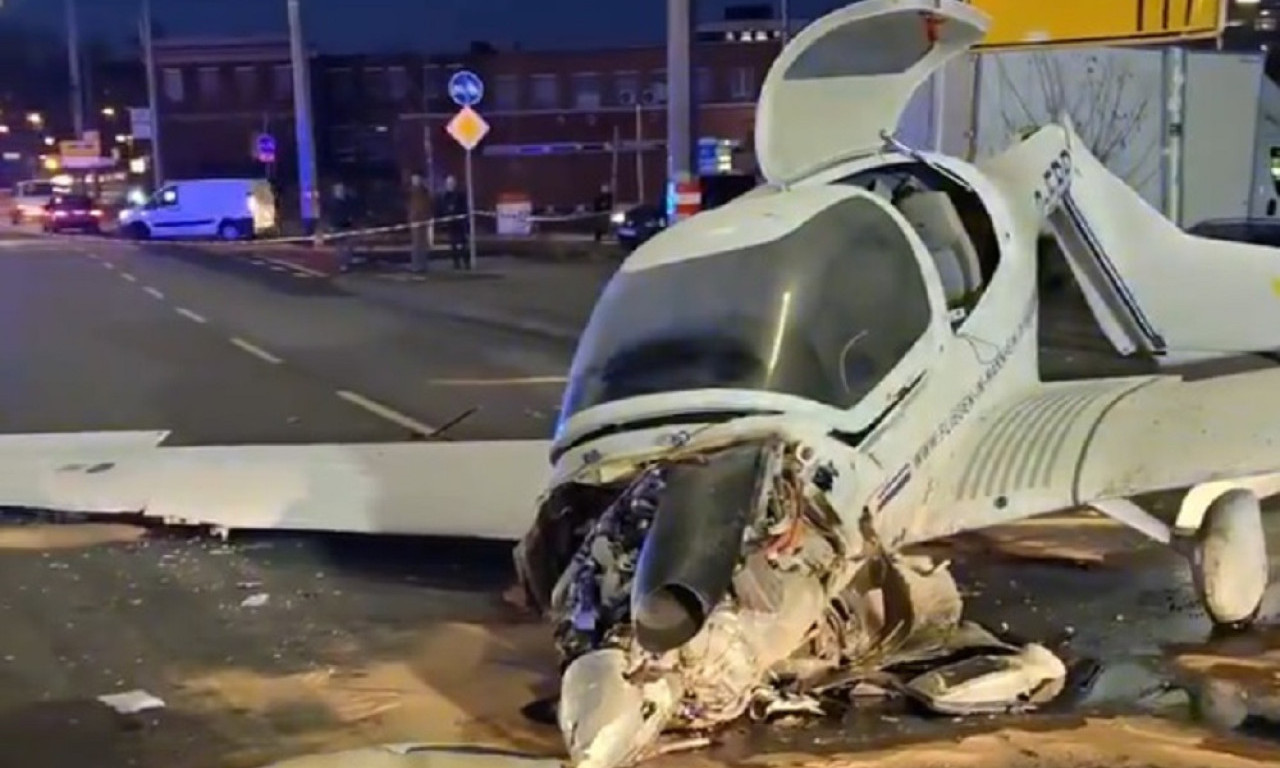 AVION SLETEO NASRED ULICE, IMA POVREĐENIH Detalji nesvakidašnje nesreće u Nemačkoj (FOTO + VIDEO)