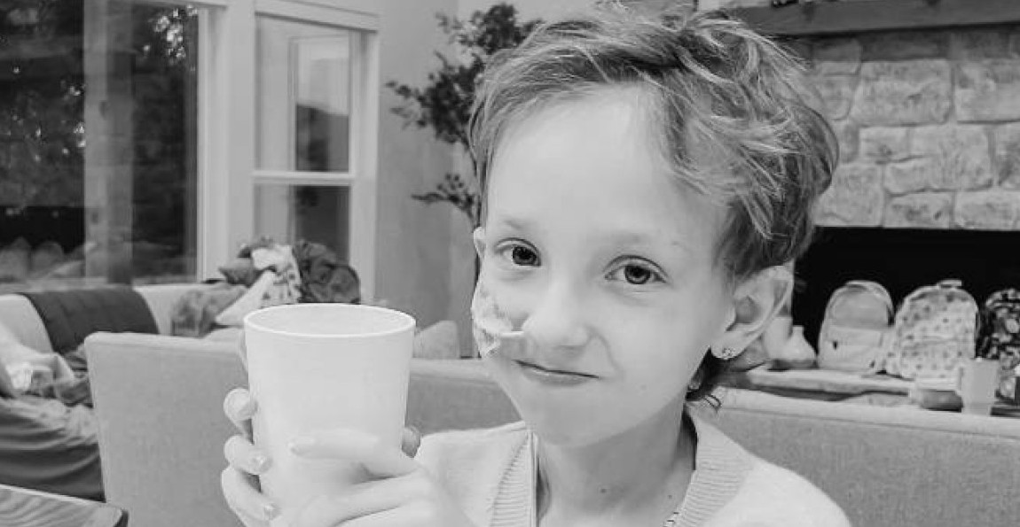 PREMINULA ZVEZDA DRUŠTVENIH MREŽA (9): Pet godina bolovala od agresivnog kancera, porodica objavila poruku koja ledi krv