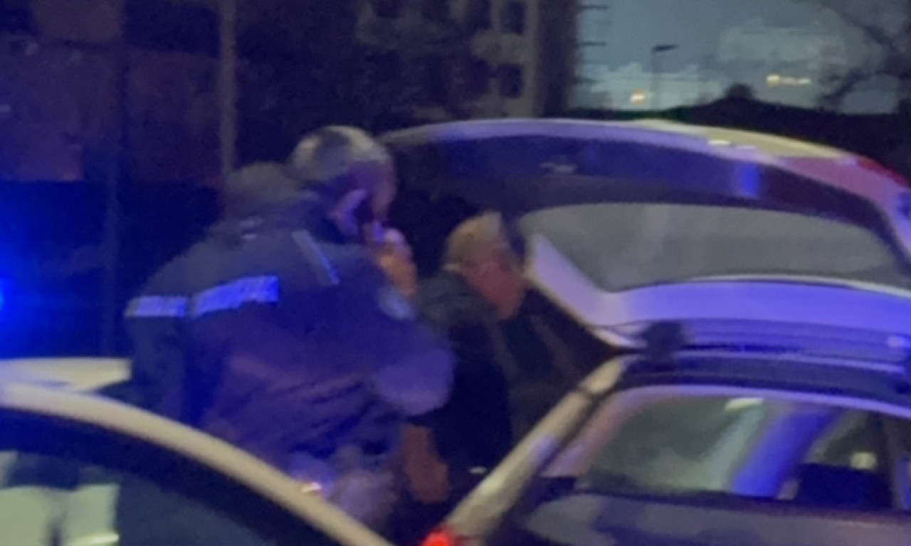 FILMSKA JURNJAVA KROZ CENTAR BEOGRADA K1info na licu mesta - bežali od policije, zakucali se u auto, pa "pali" (FOTO+VIDEO)
