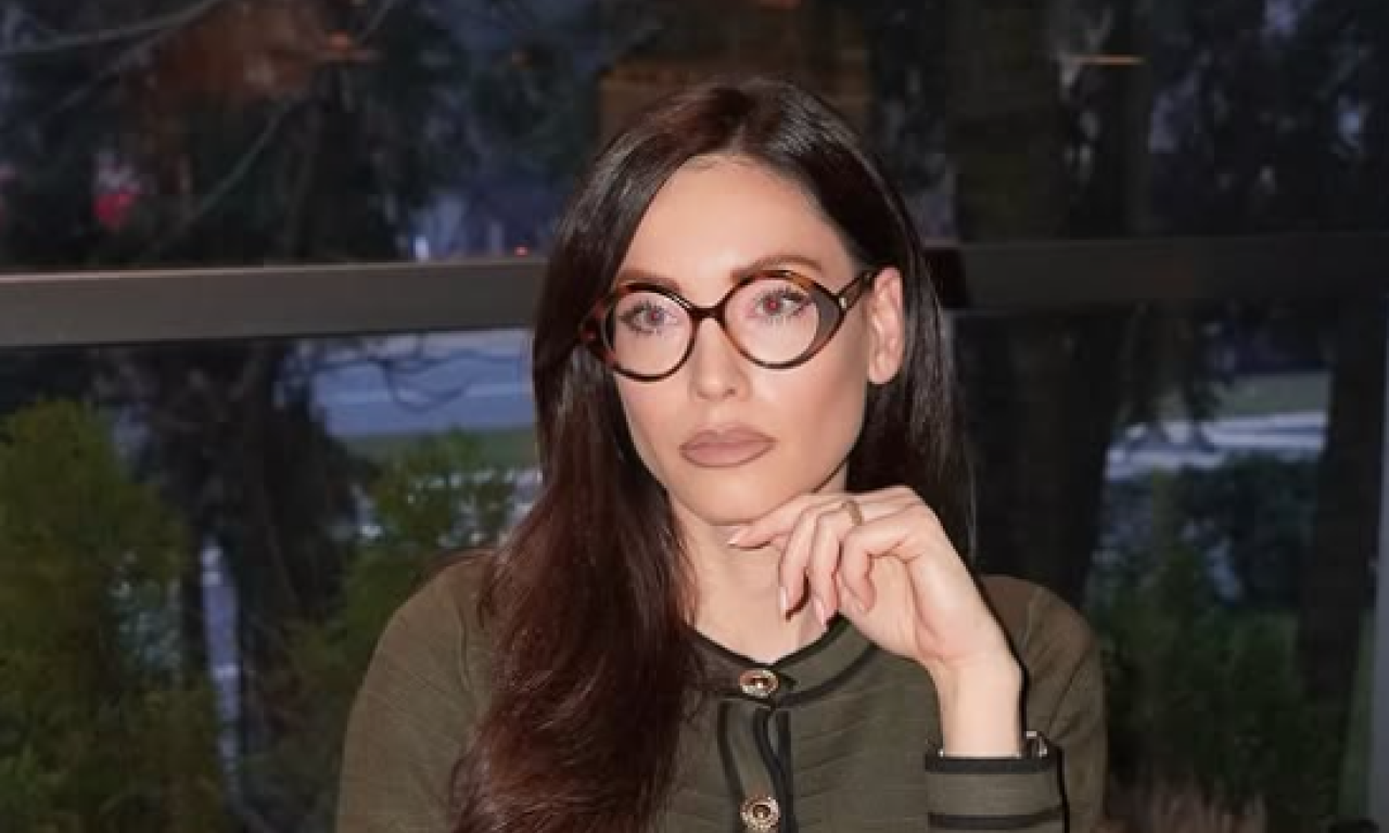 MIRKA VASILJEVIĆ ZGRĆE VELIKU LOVU: Ušla u privatni biznis, a cene u firmi su paprene