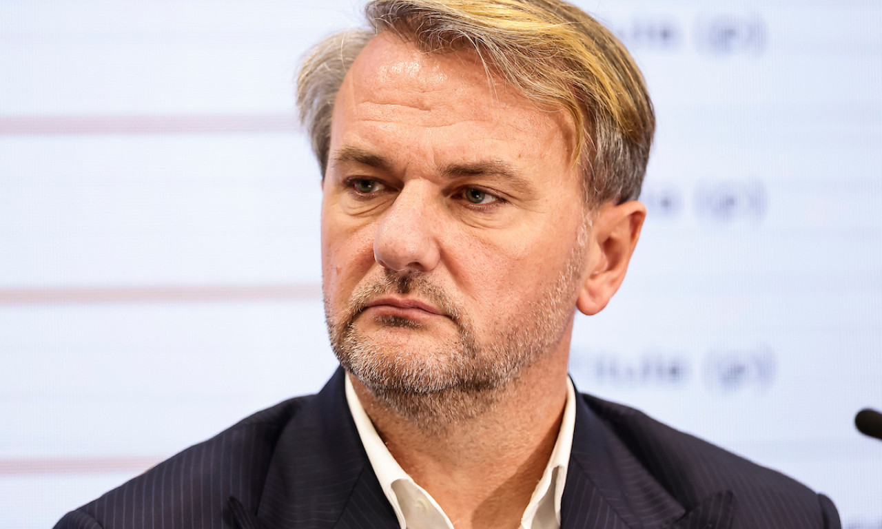ZAŠTO MIJAILOVIĆ NEĆE DA SEDI ZA ISTIM STOLOM SA ČOVIĆEM? Prvi čovek Partizana odgovorio na pitanje koje sve zanima
