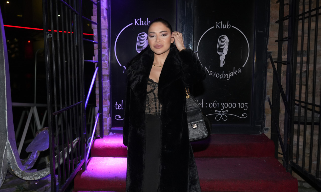 IZBEGLA KARLEUŠU? Evo zašto se Aleksandra Mladenović nije pojavila na snimanju novogodišnje emisije (VIDEO)