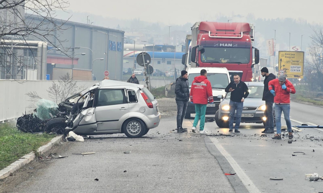 POGINULA JEDNA OSOBA! Crno jutro na obilaznici kod Gornjeg Milanovca (FOTO)