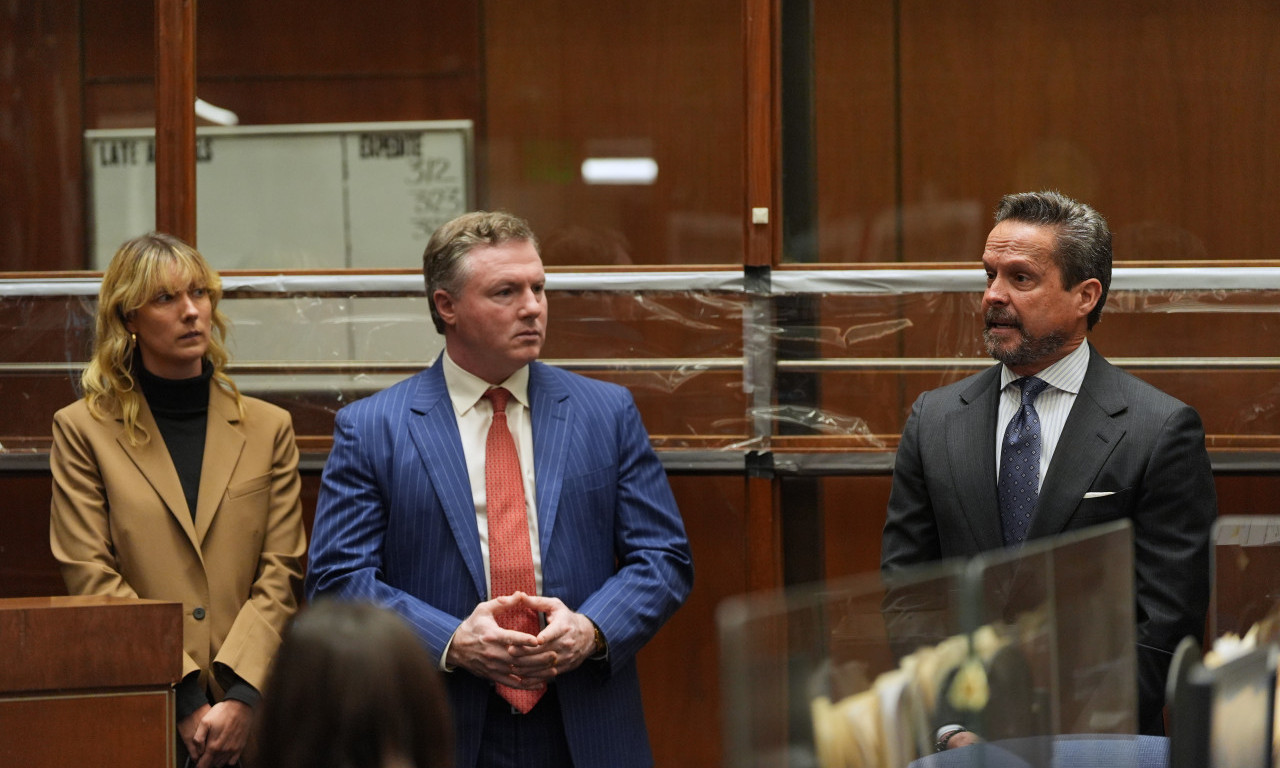 NIK RAJNER PRVI PUT U JAVNOSTI NAKON OPTUŽBE Sudi mu se za ubistvo roditelja, evo kako se branio (FOTO)