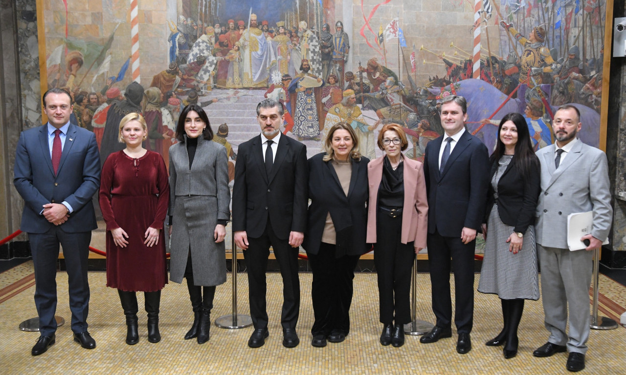 VISOKA DELEGACIJA U NARODNOM MUZEJU: Ministar Selaković ugostio predsednika Gruzije Kavelašvilija (FOTO/VIDEO)