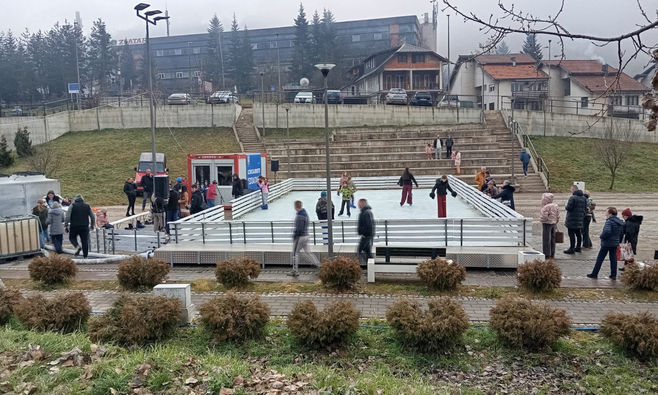 DECA PRESREĆNA: DO SADA SMO TO GLEDALI SAMO NA TV-u! Najlepše slike koje ćete videti danas stižu iz Nove Varoši (FOTO)